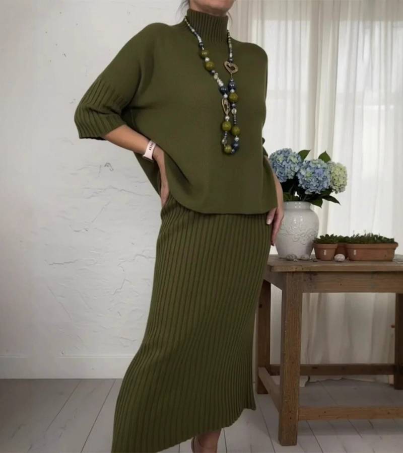 Elaine | Ribbed Skirt Comfort Set